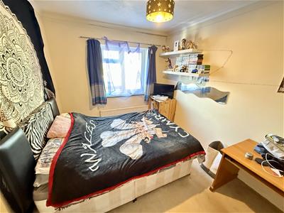 REAR BEDROOM